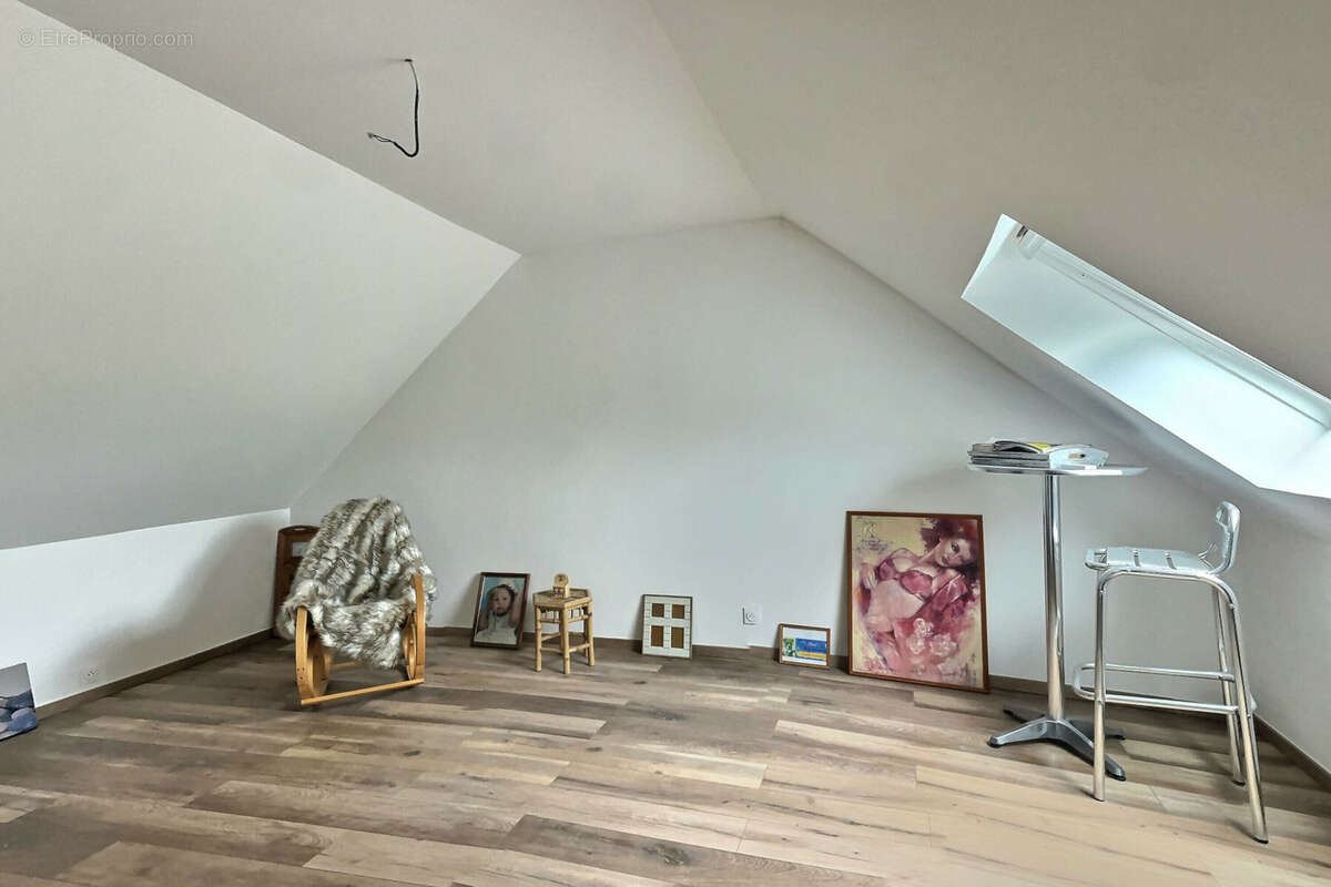 Maison à COULOMMIERS