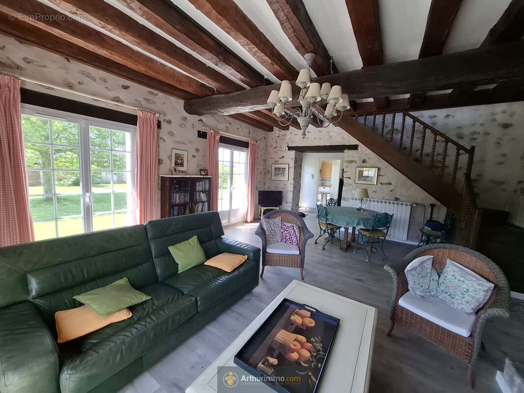 Maison à LA FERTE-GAUCHER