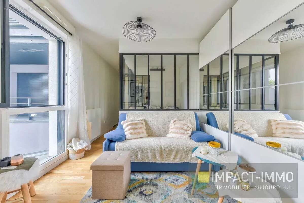 Appartement à LEVALLOIS-PERRET