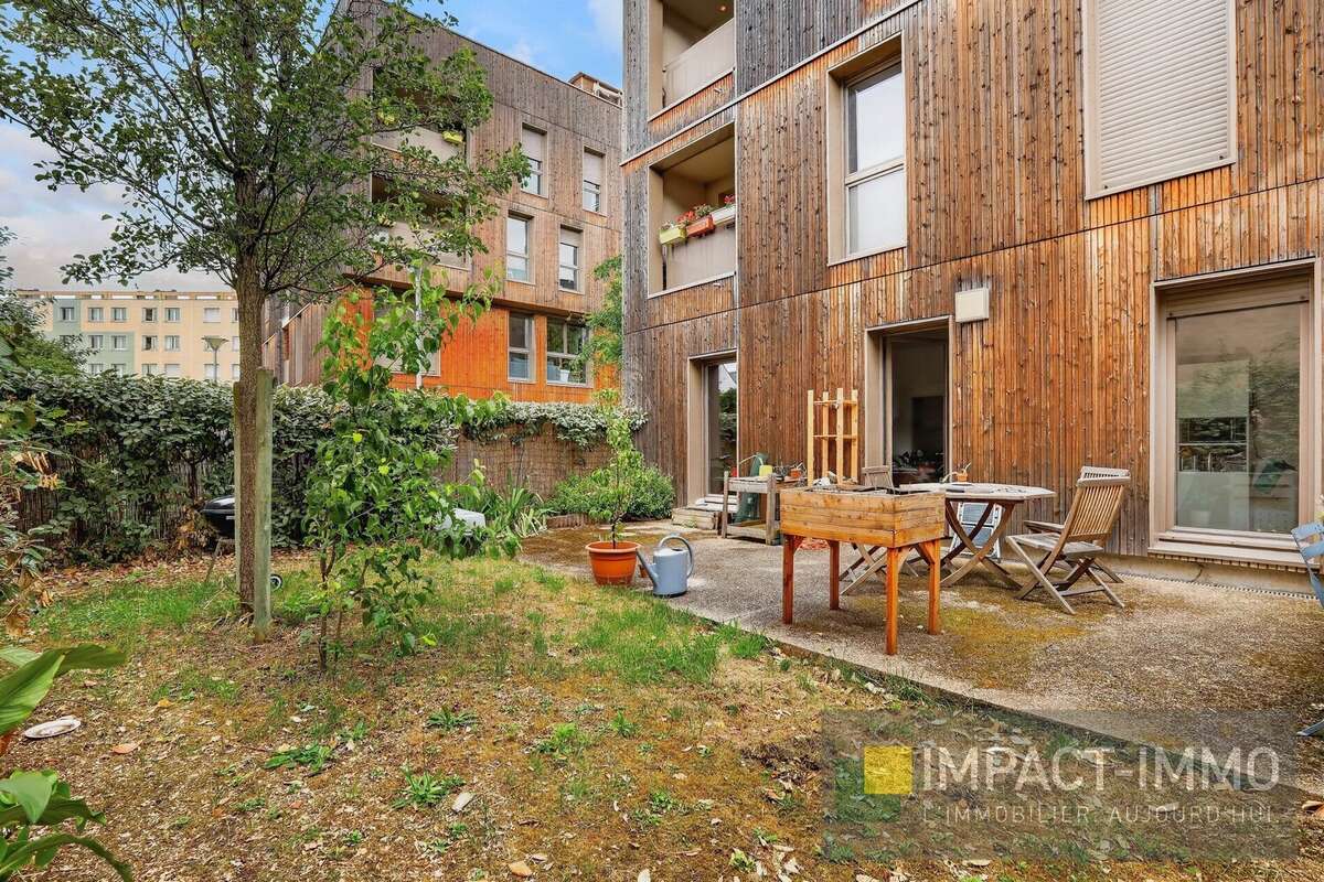 Appartement à NANTERRE