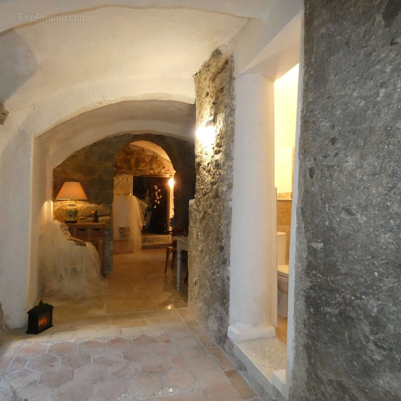 Maison à CONTES