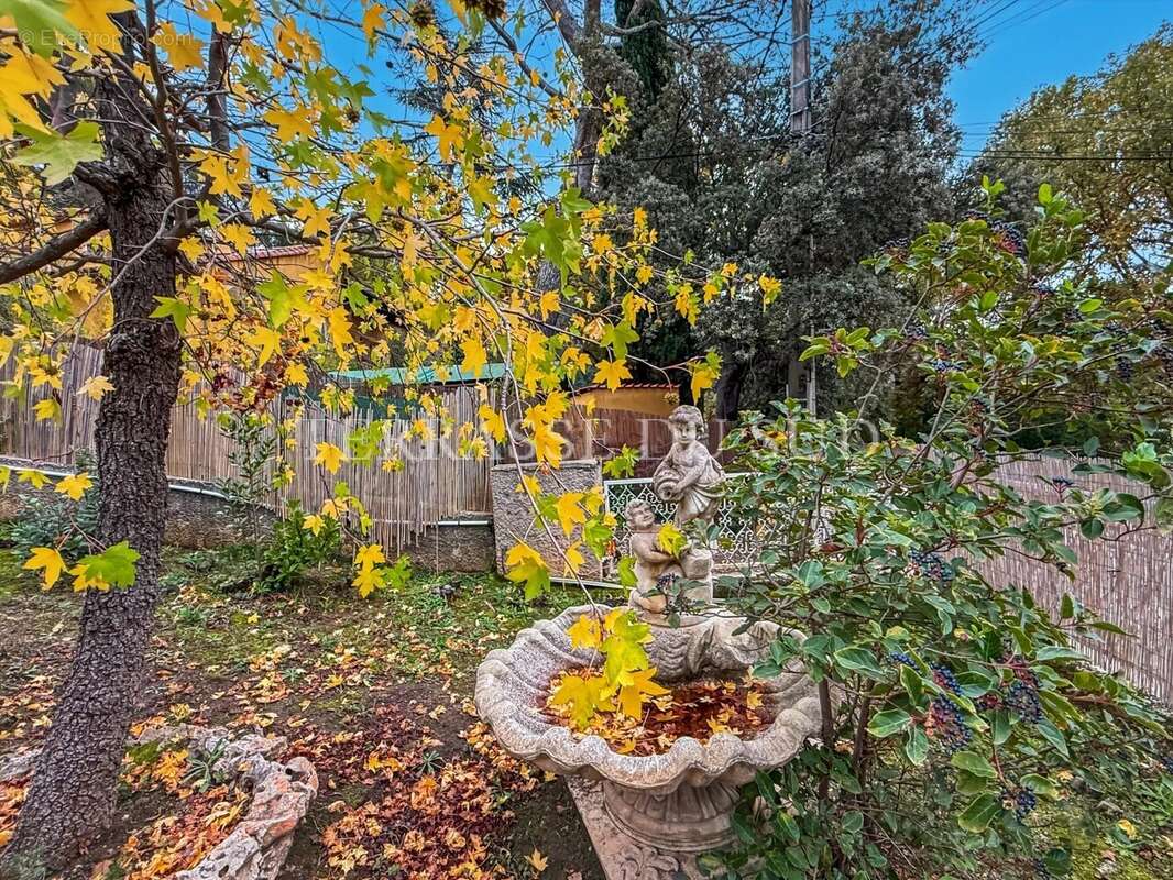 Maison à BOUC-BEL-AIR