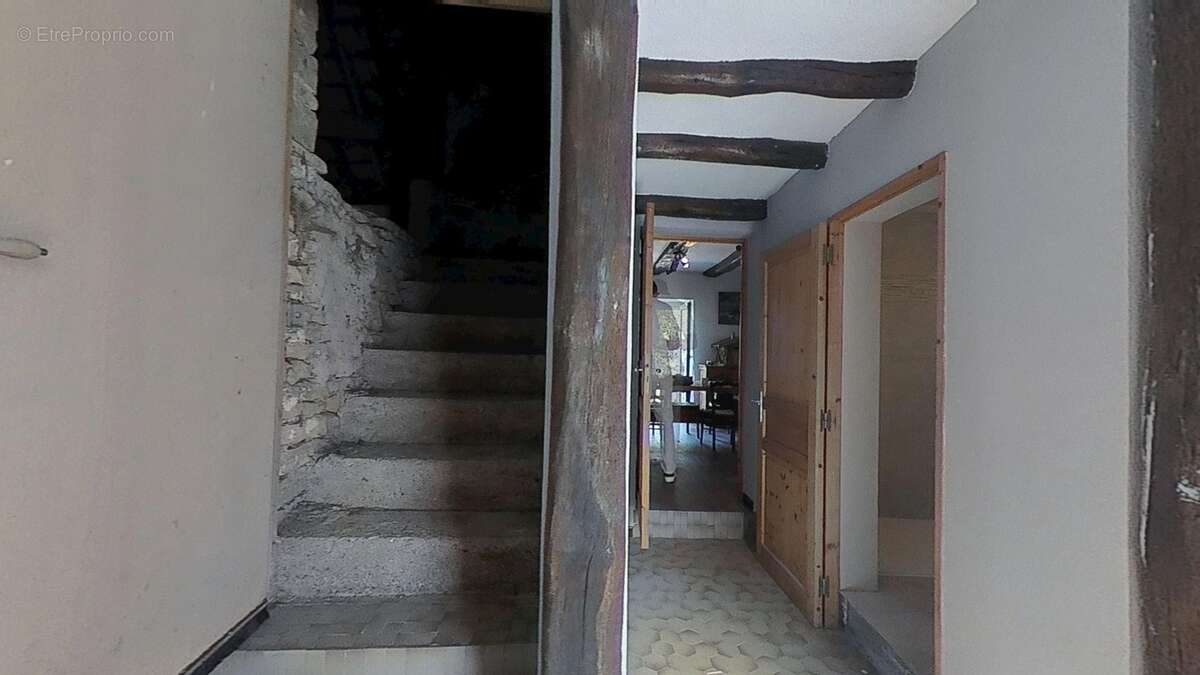 Maison à vendre 5 pièces EVANS (39) - photo 9