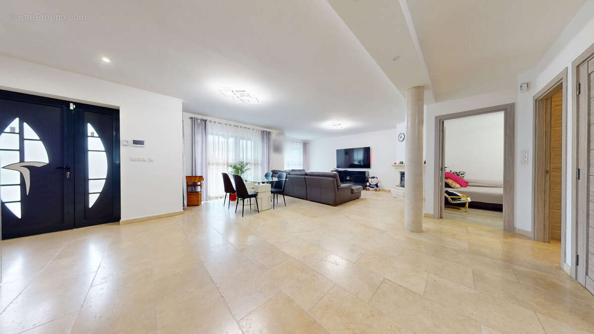 Maison à CORMEILLES-EN-PARISIS