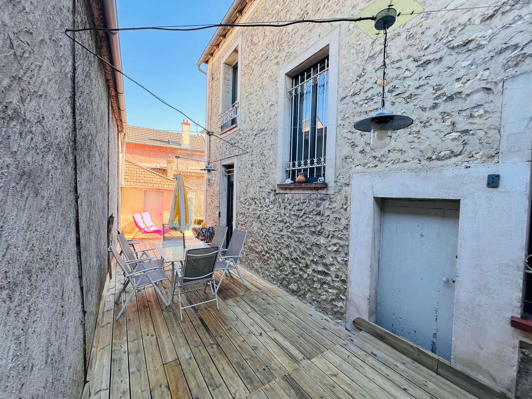 Maison à ETAMPES
