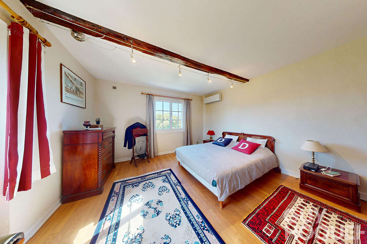 Belle propriété de caractère avec annexe et dépendance - photo 8