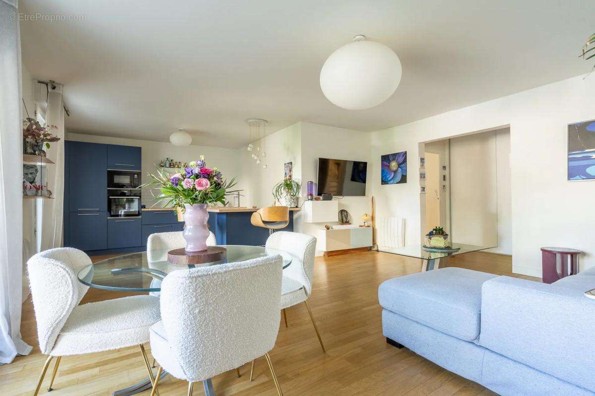 Appartement à NOGENT-SUR-MARNE