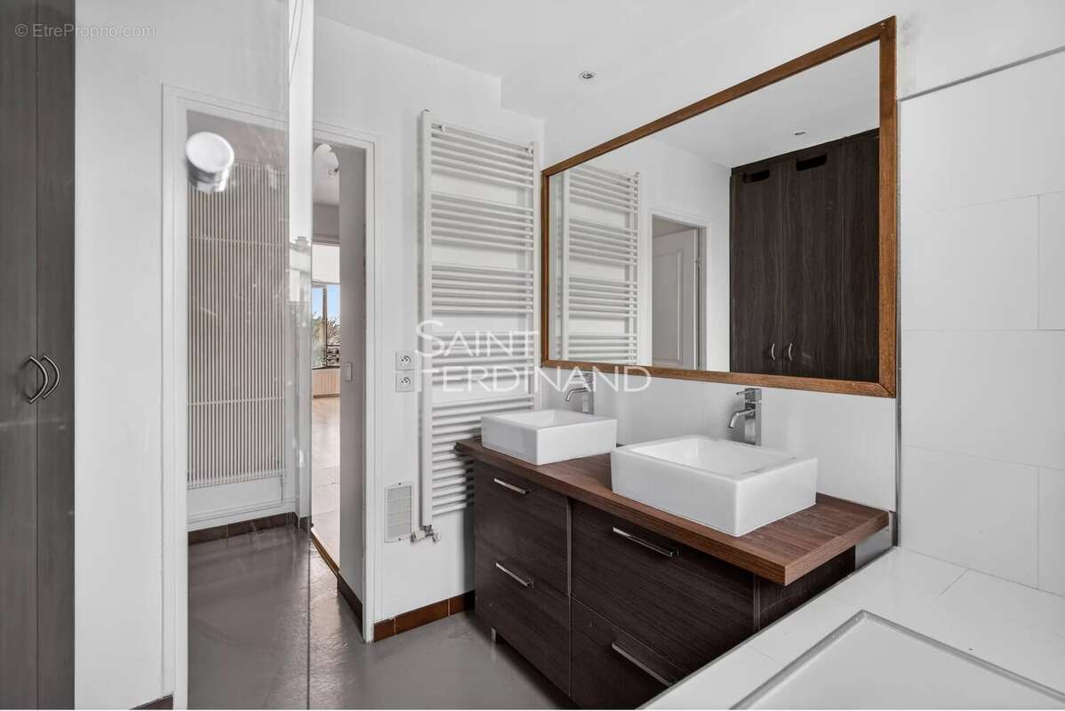 Appartement à PARIS-13E