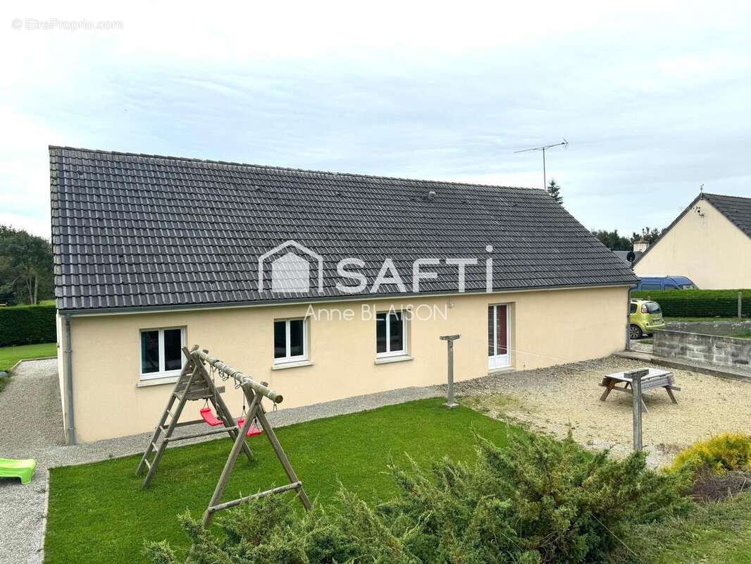 Photo 3 - Maison à LITHAIRE