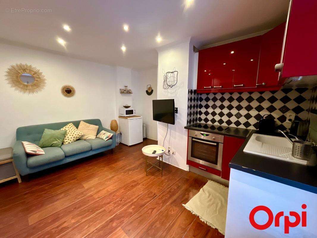 Commerce à MARSEILLE-7E