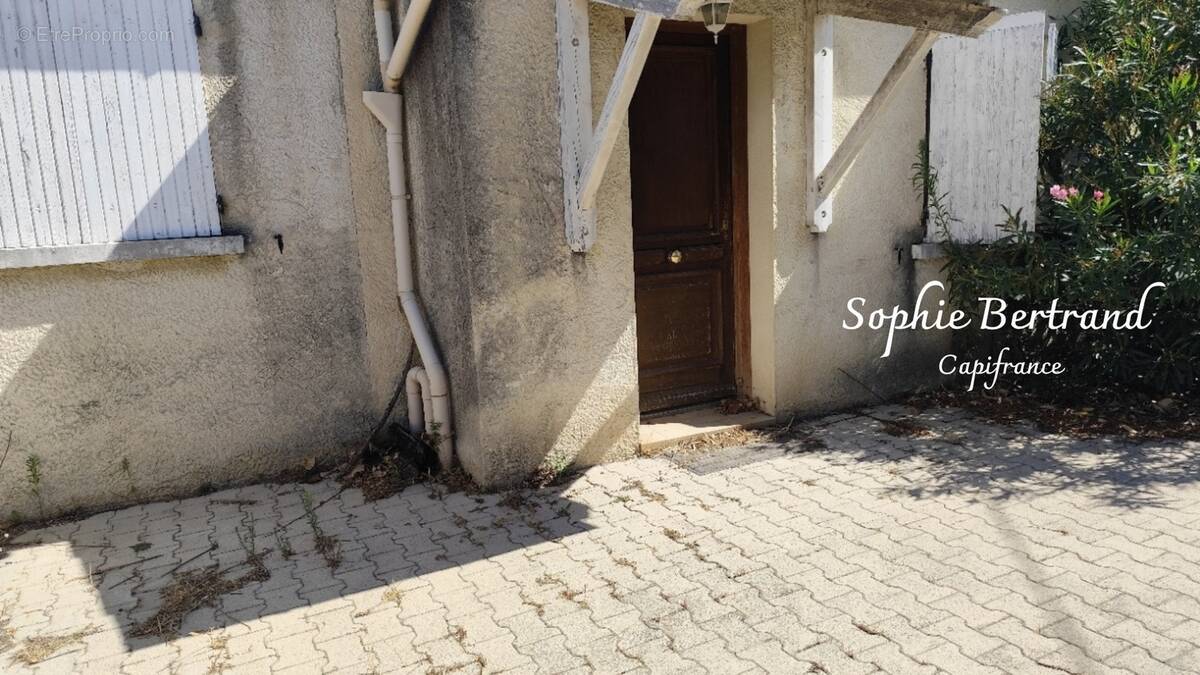 Maison à MONTELIMAR