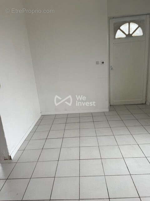 Maison à PUISIEUX-ET-CLANLIEU