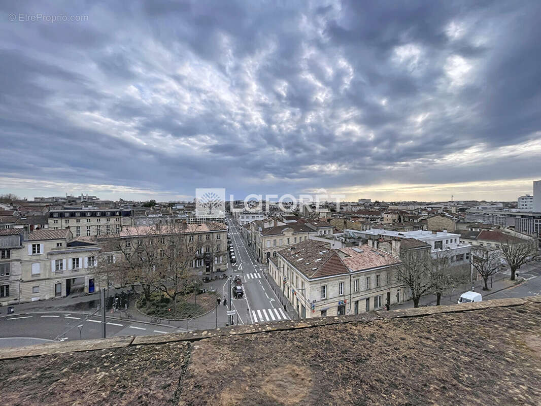 Appartement à BORDEAUX