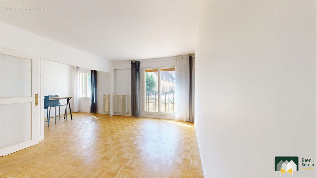 Appartement 92 m² à Chartres  - photo 3