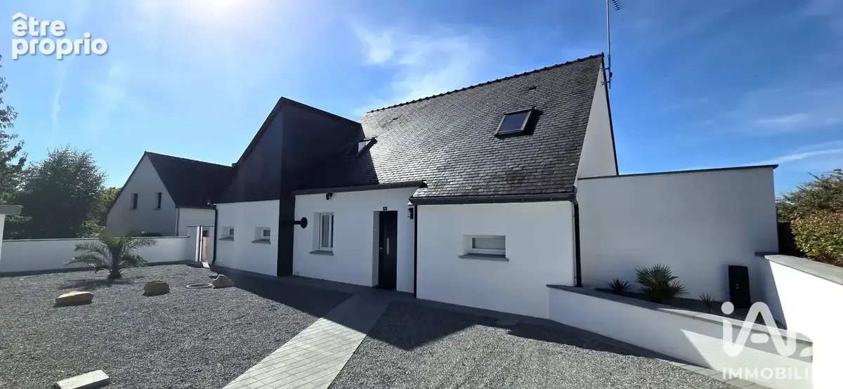 Photo 1 - Maison à SAINT-JACUT-LES-PINS