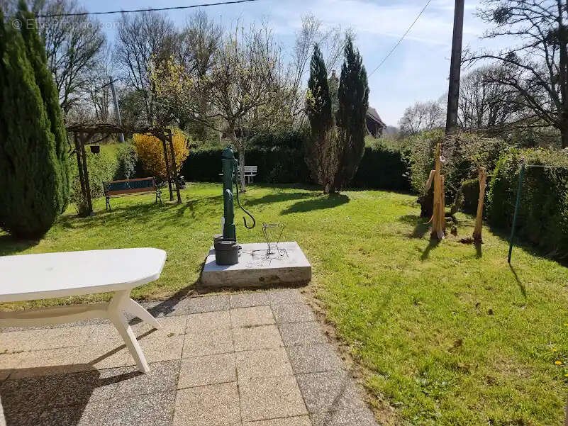 Maison à LE GUE-DE-LA-CHAINE