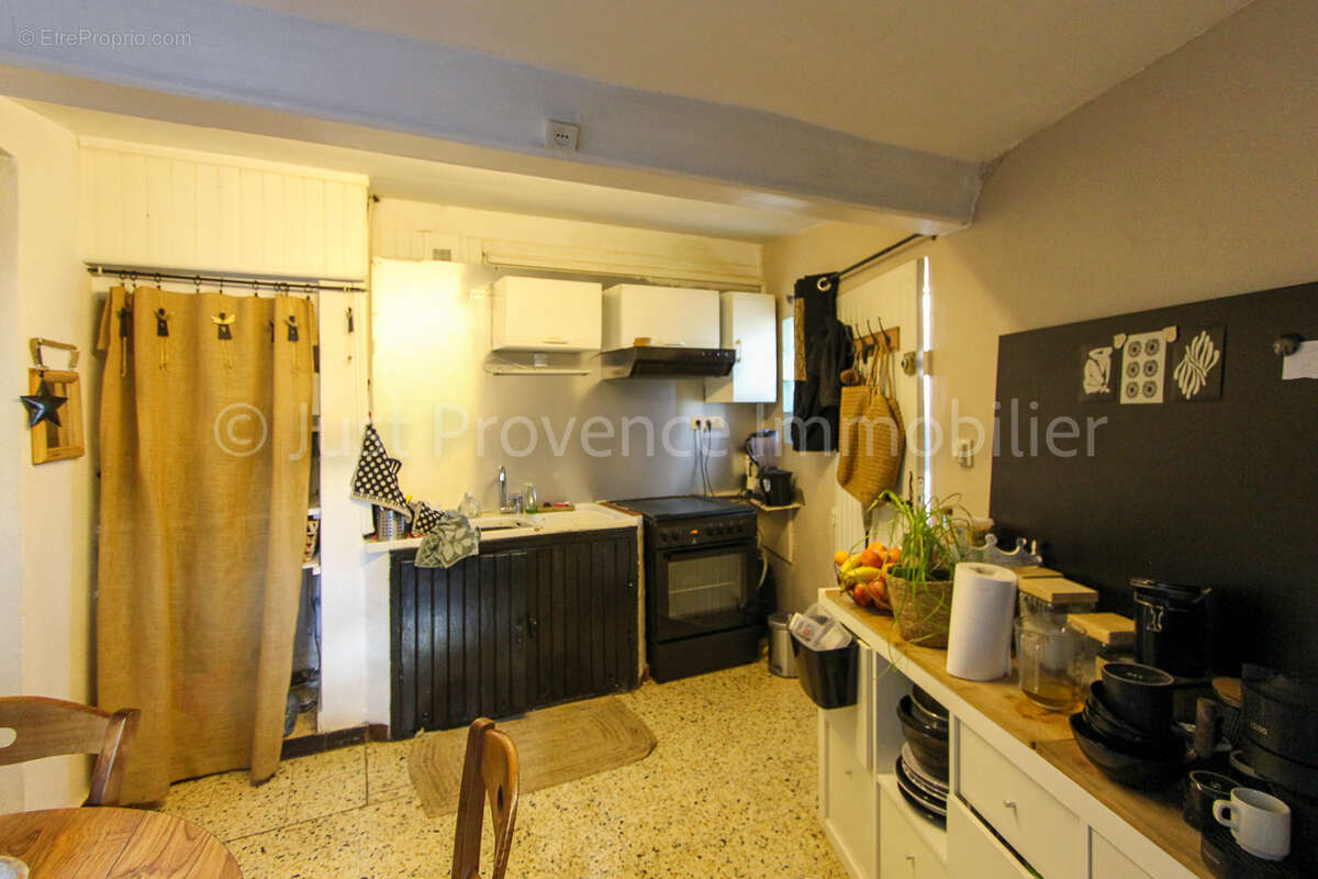 Maison à VAISON-LA-ROMAINE