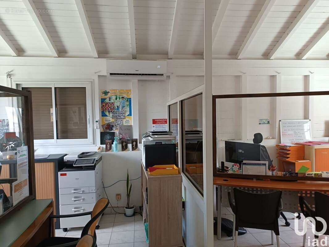 Photo 7 - Commerce à SAINT-FRANCOIS