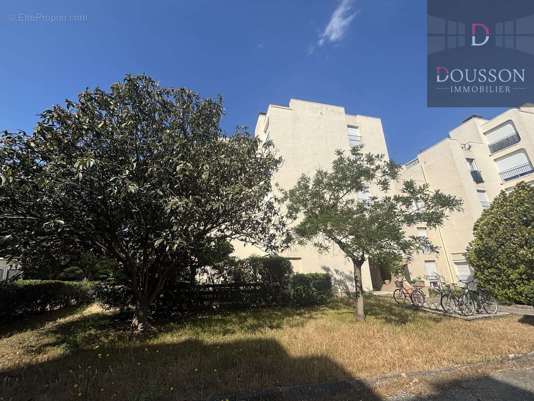 Ponant-p2 de 36.49 m2 -traversant avec parking - photo 9