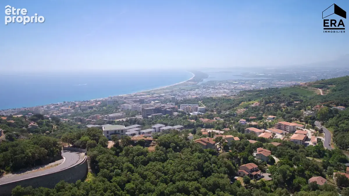 Terrain à BASTIA