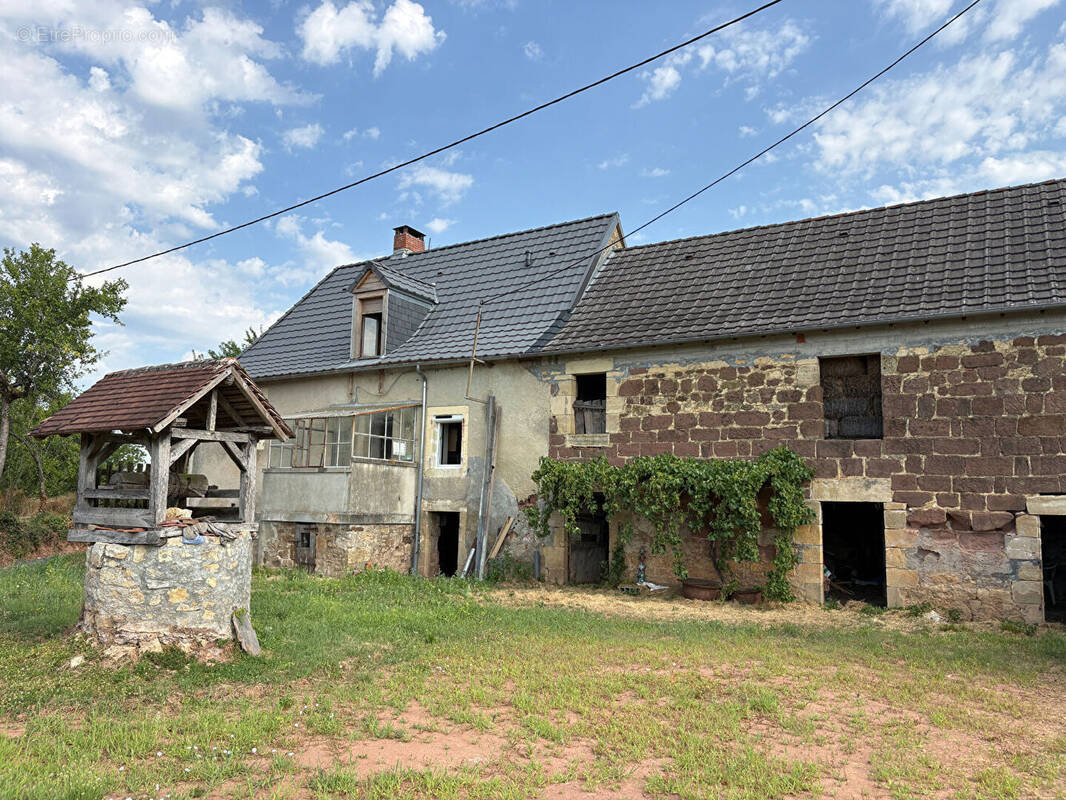 Maison à SEGONZAC