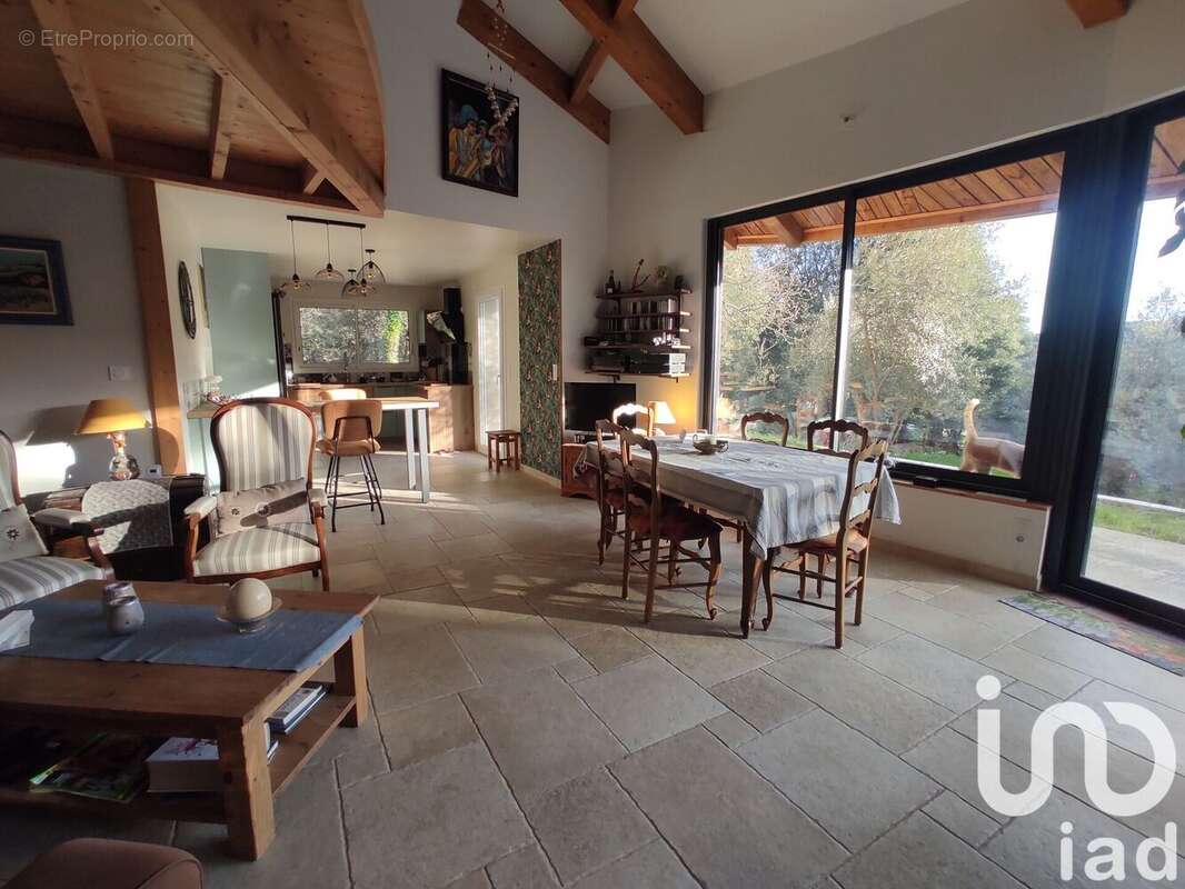 Photo 6 - Maison à SAINT-JEAN-DU-PIN