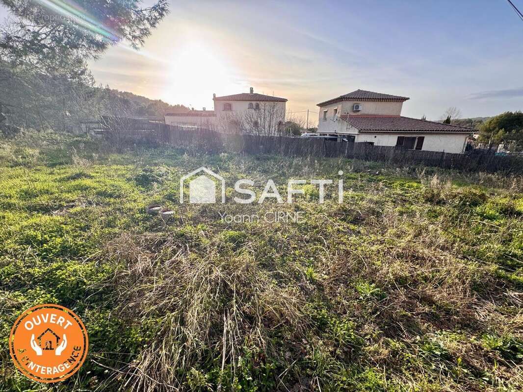 Terrain 783 m² à Gardanne  - photo 4