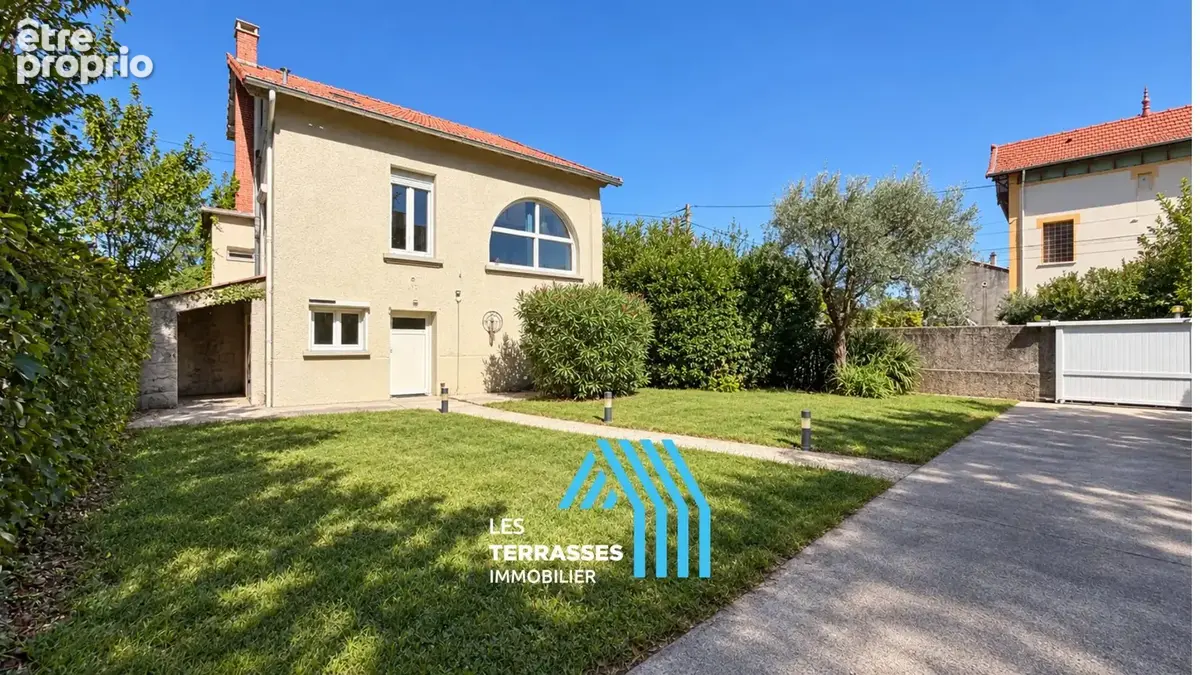 Photo Maison à Montelimar au prix de 334 500€