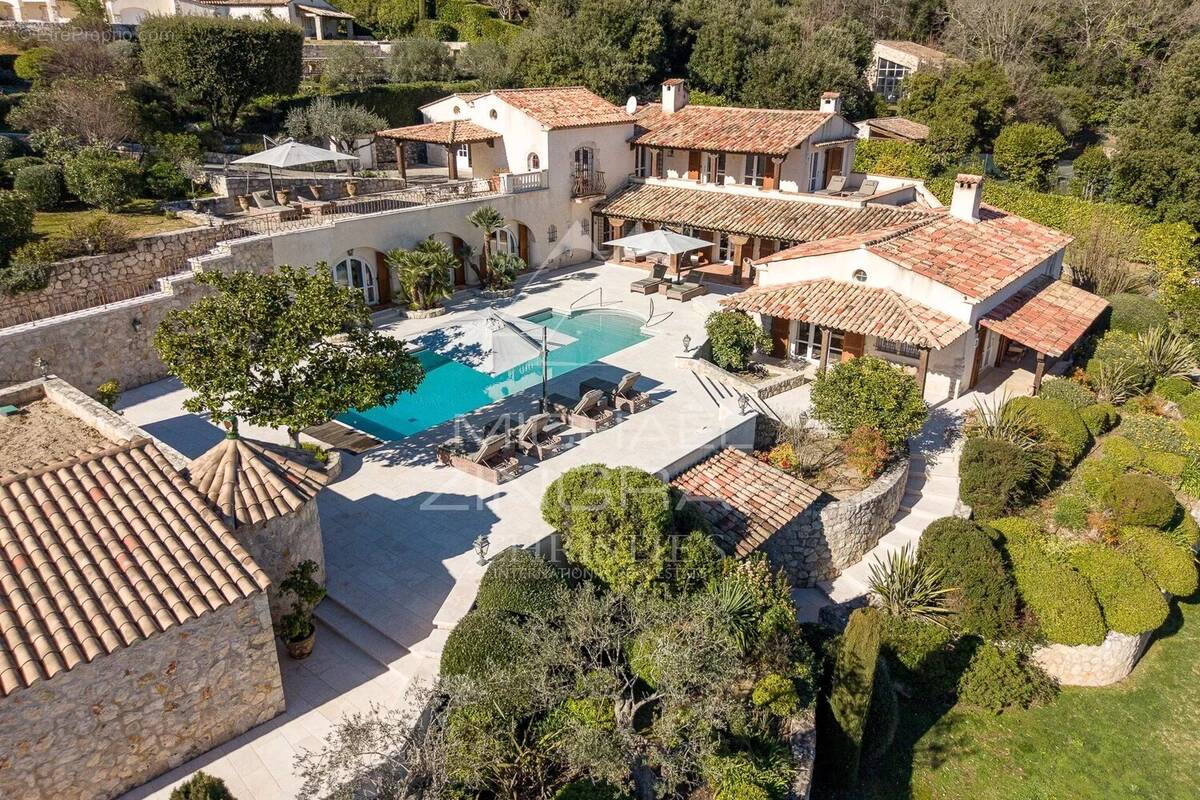 Maison à LA COLLE-SUR-LOUP