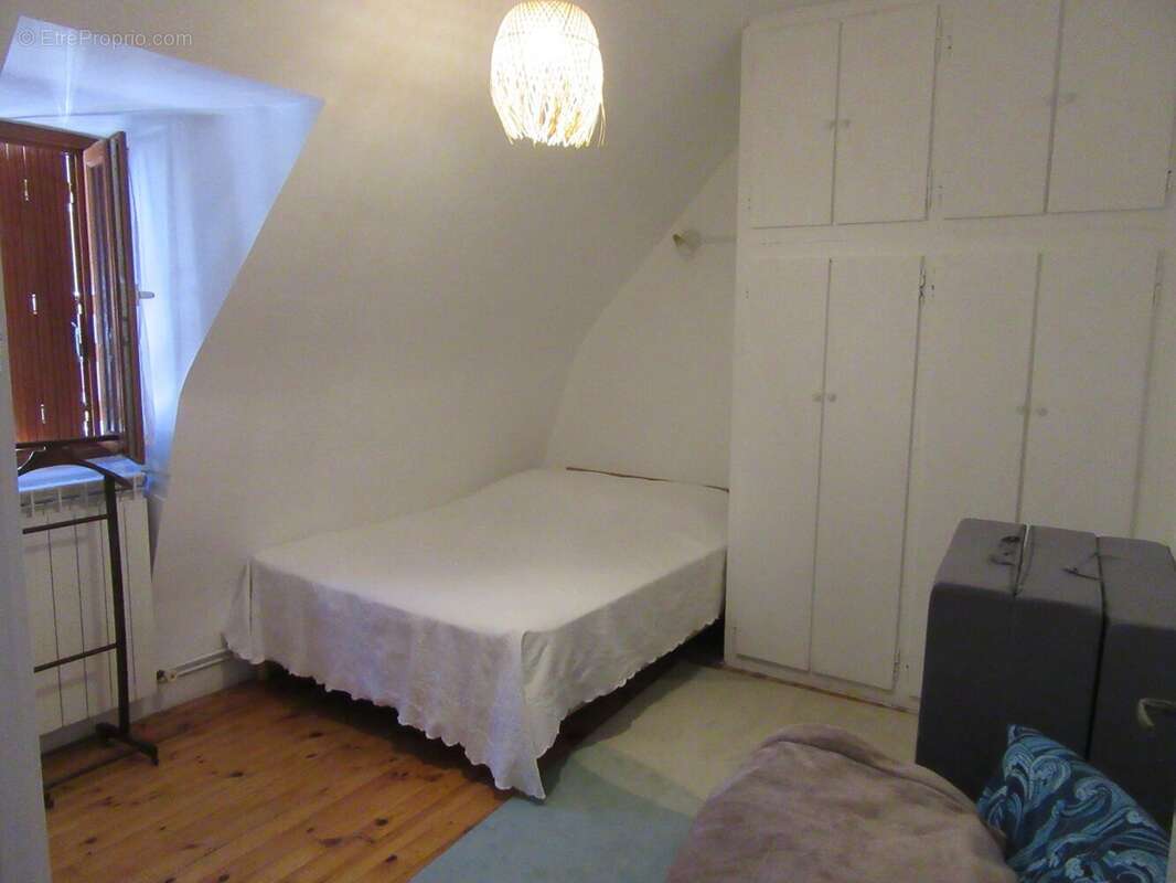 Maison 70 m² à Marcillac-Vallon  - photo 7