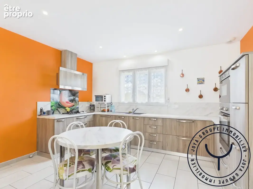 Maison 112 m² à Romilly-Sur-Seine  - photo 3