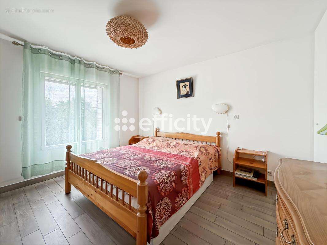 Maison 149 m² à Saint-Regle  - photo 11