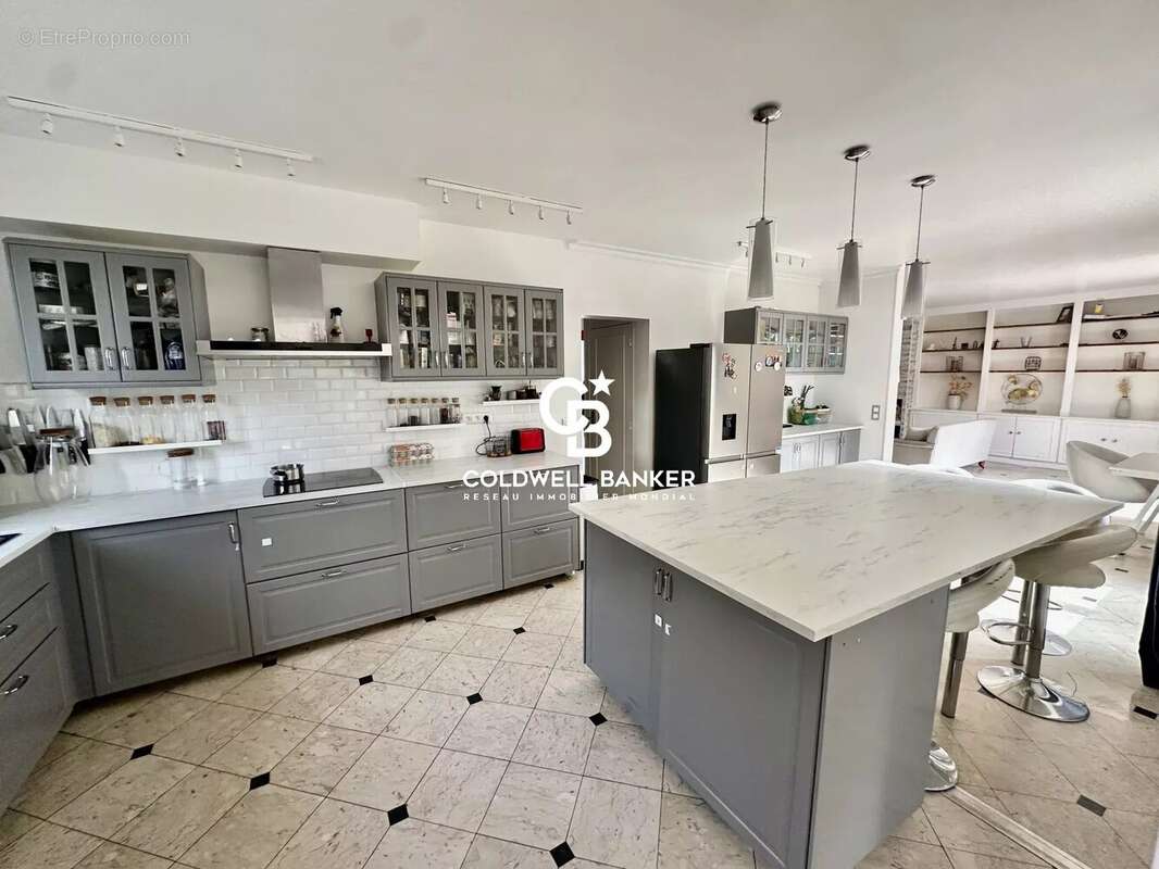 Maison à LE VESINET