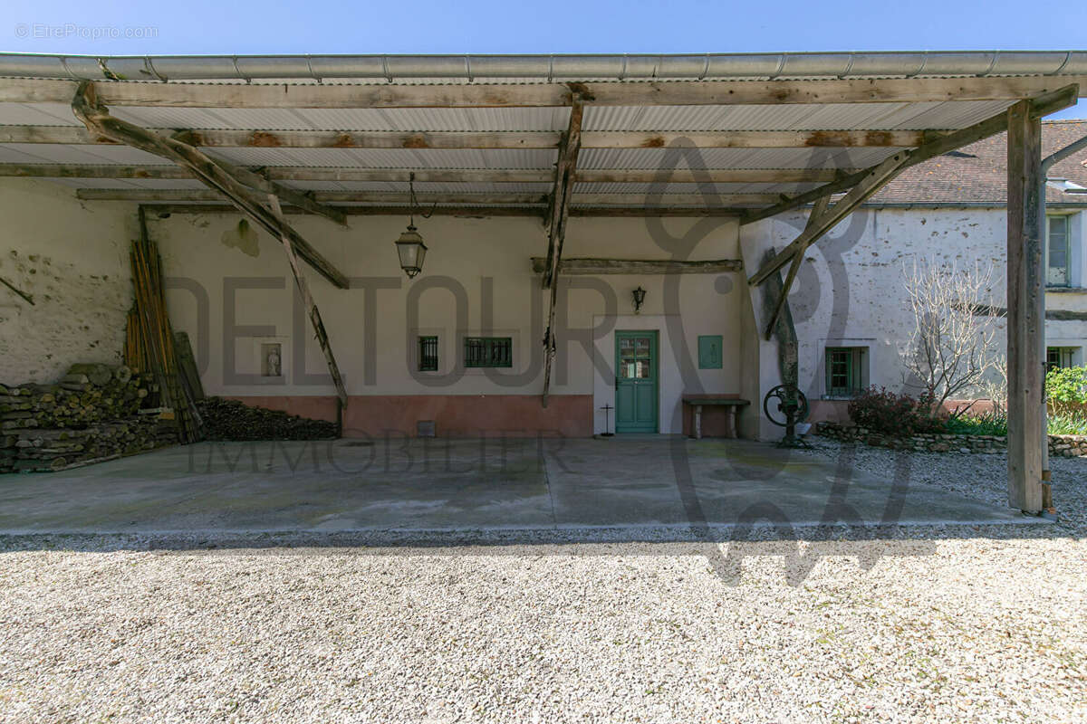 Maison à FAREMOUTIERS