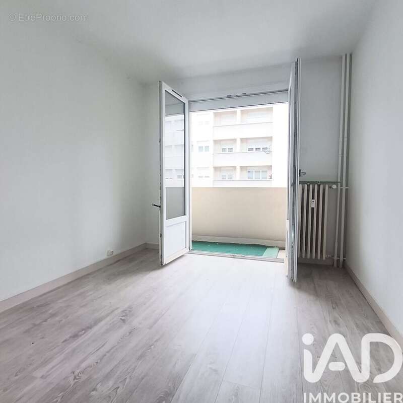 Photo 7 - Appartement à LIMOGES