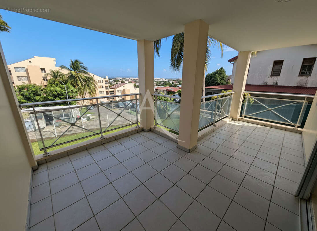Appartement à FORT-DE-FRANCE