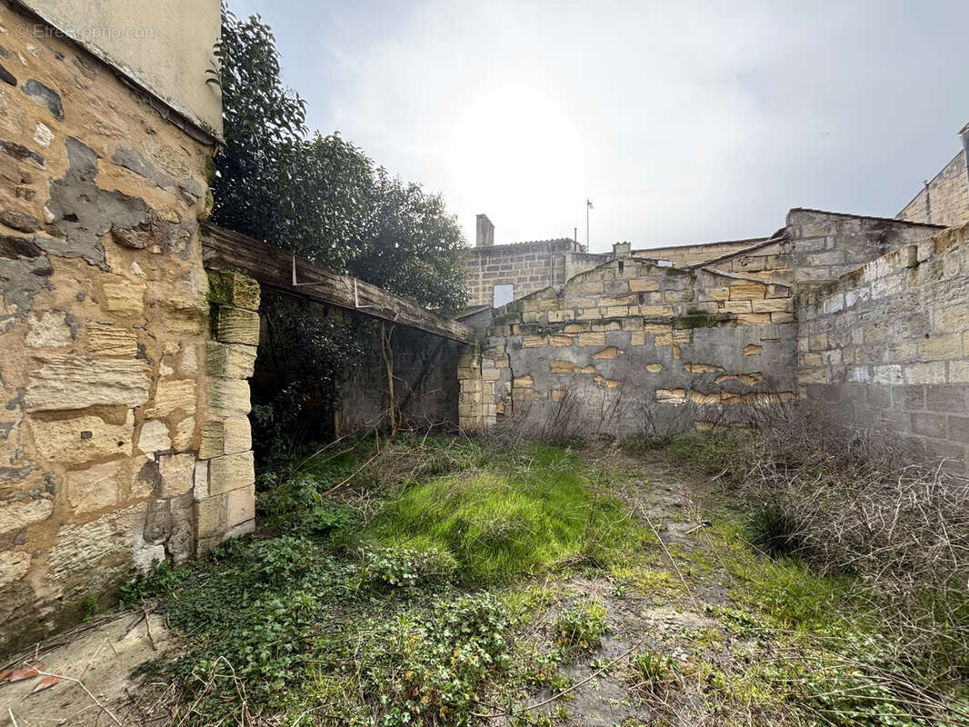 Terrain à LIBOURNE