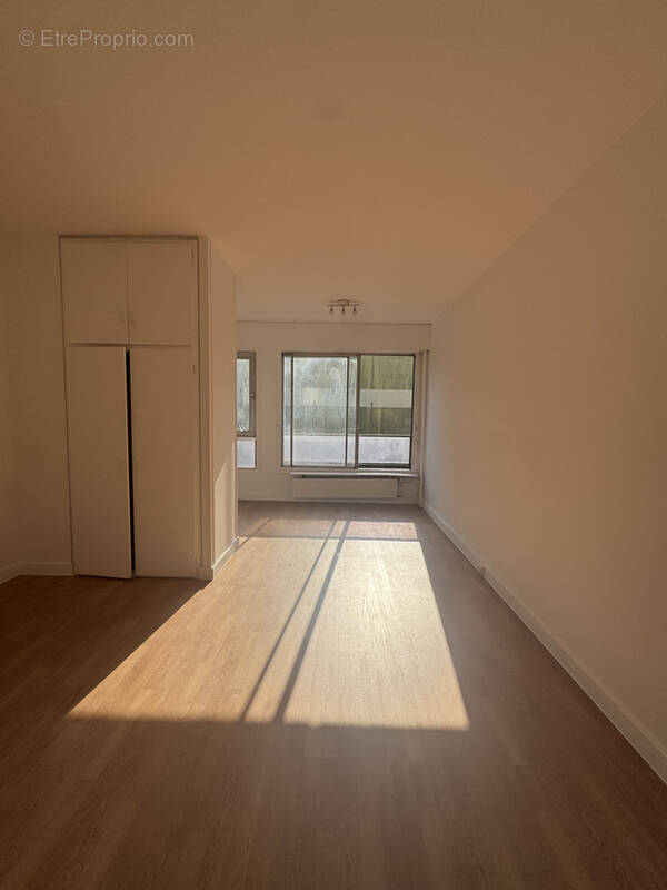 Appartement à PARIS-19E