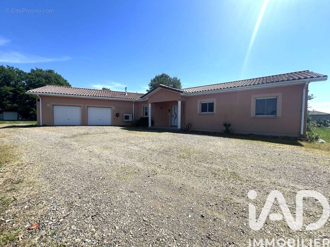 Maison 129 m² à Buanes  - photo 2