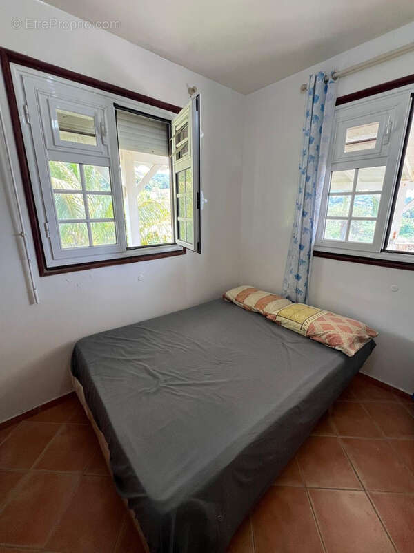 Belle villa F4-F5 à vendre à Saint-Claude avec belle vue montagne en EXCLUSIVITÉ - photo 11