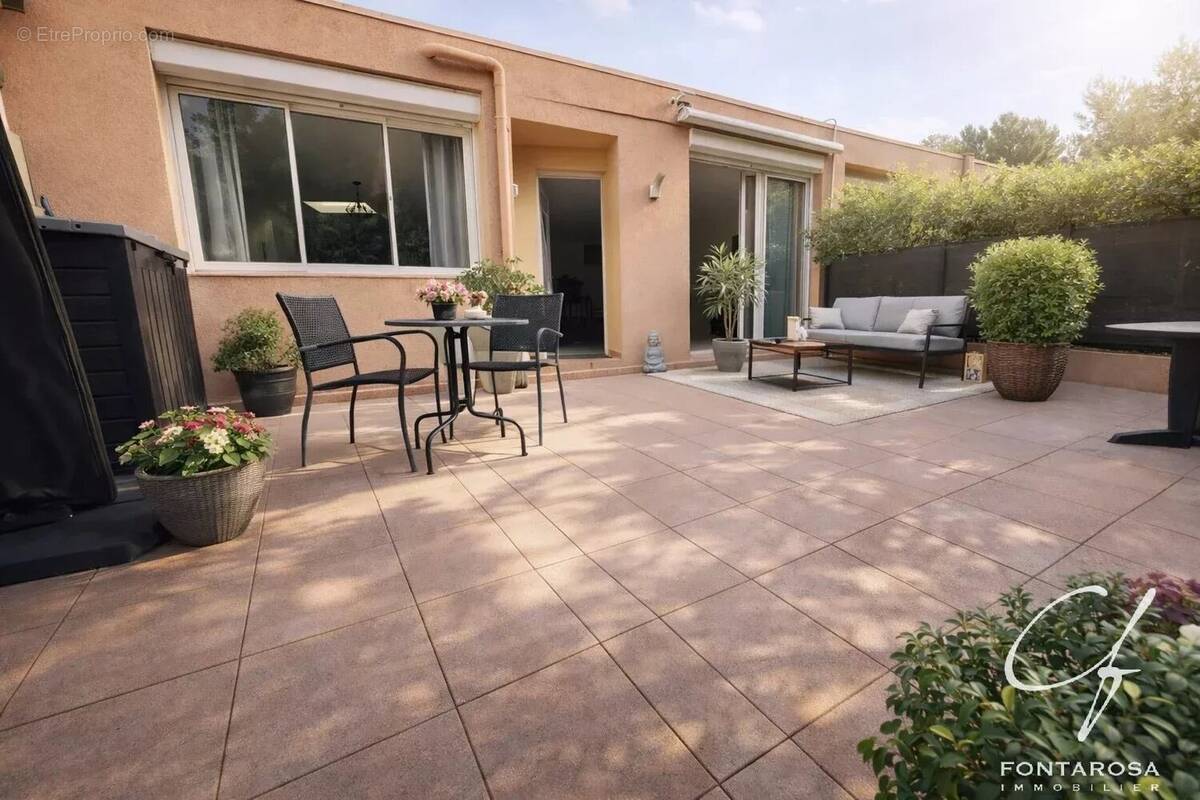 Appartement à SAINT-RAPHAEL