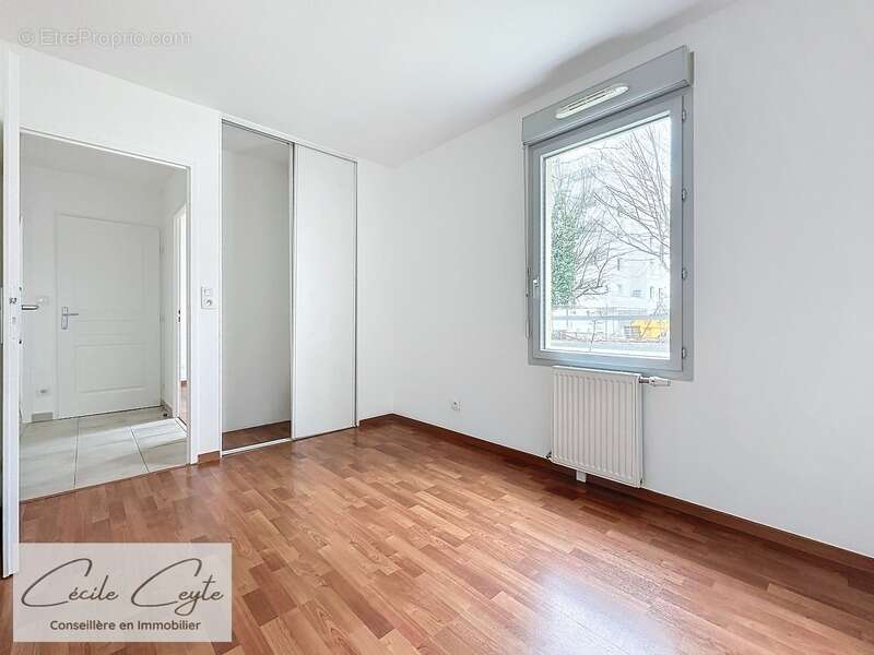 Appartement à MEYLAN