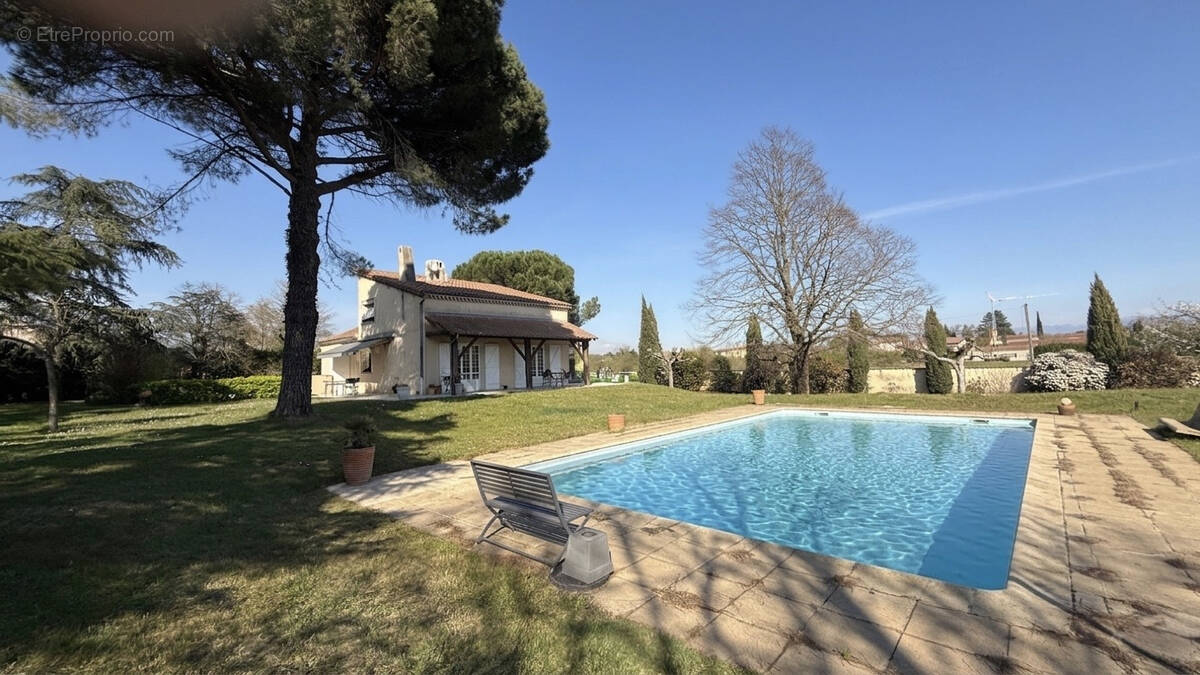 Maison à BOURG-LES-VALENCE