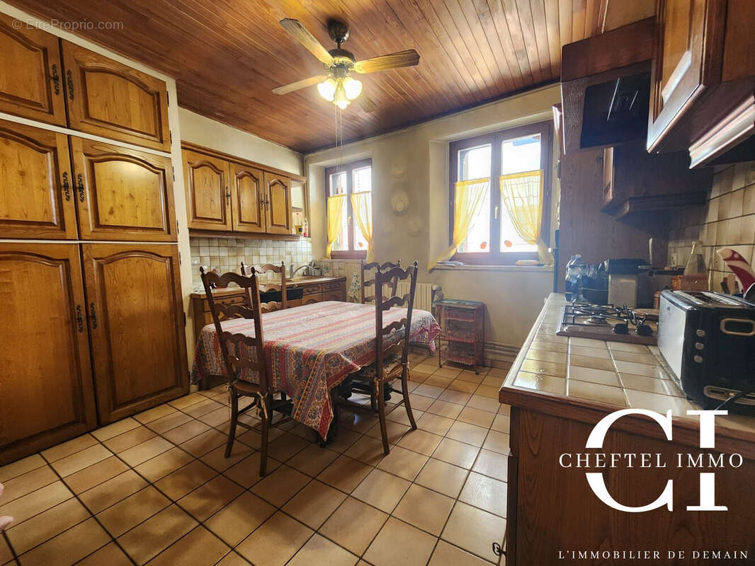 Maison à BONNEVILLE