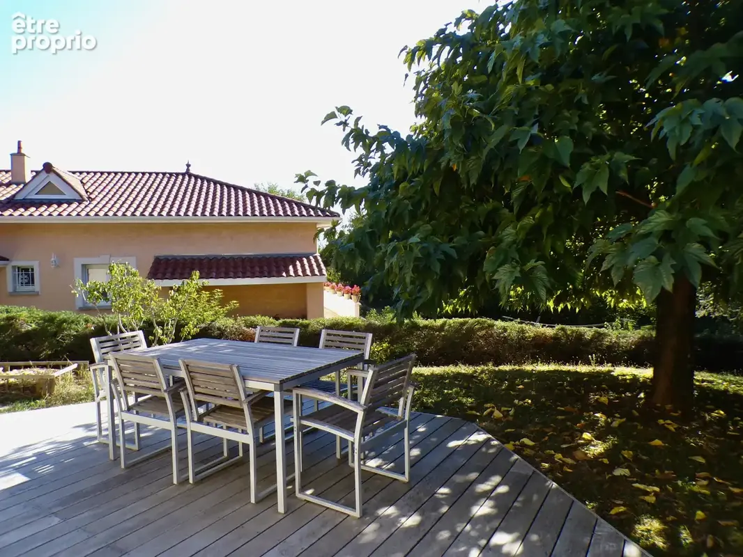 Belle maison récente sur terrain arboré de 1 018 m2   Calme et sans vis-à-vis - Proche A43 Lyon - Grenoble - C - photo 10
