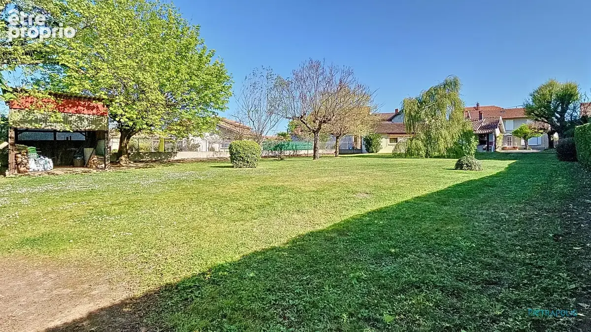 Maison 6 pièces 177 m² à vendre à Beaurepaire (38270) - photo 1