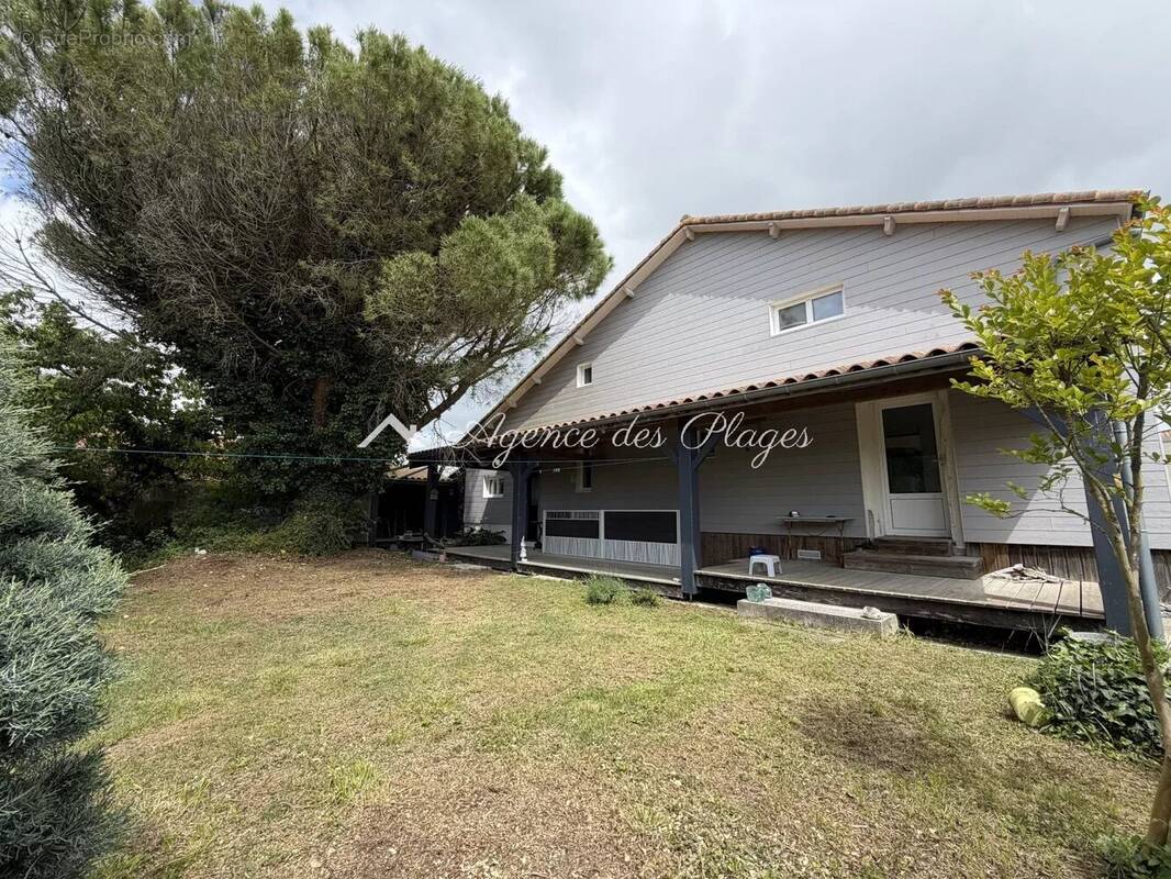 Maison à MESCHERS-SUR-GIRONDE