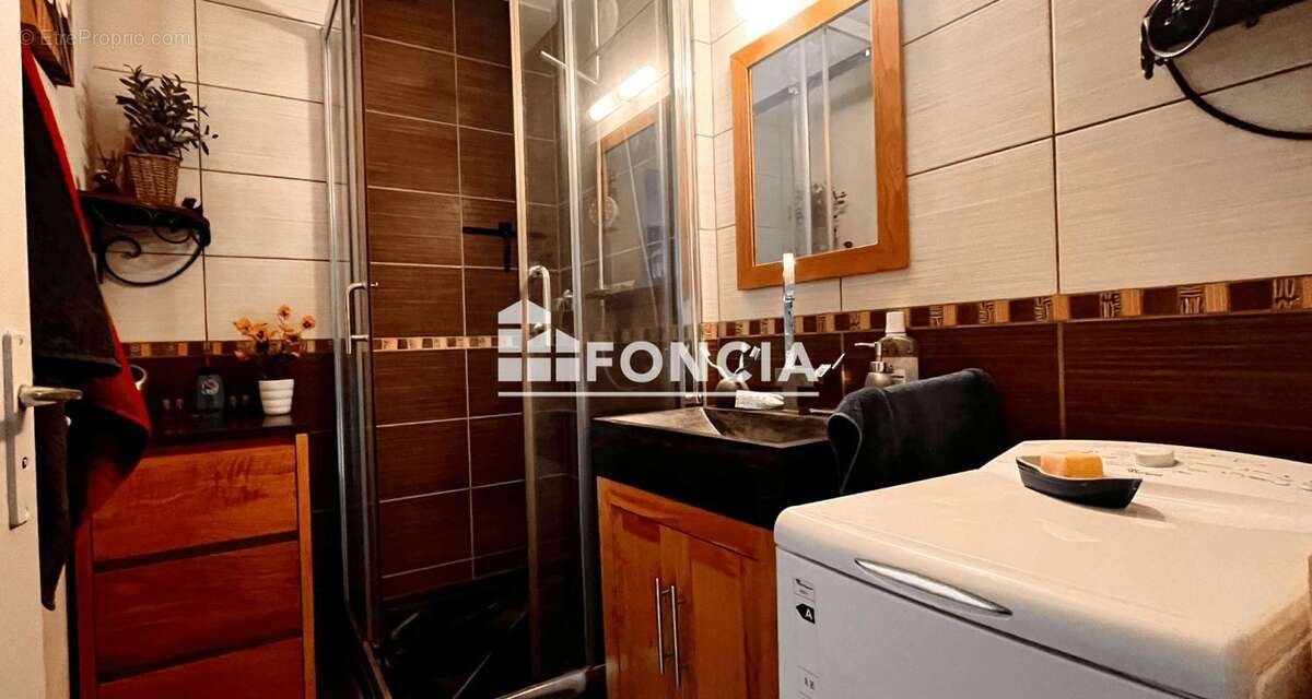 Appartement à VAULX-EN-VELIN