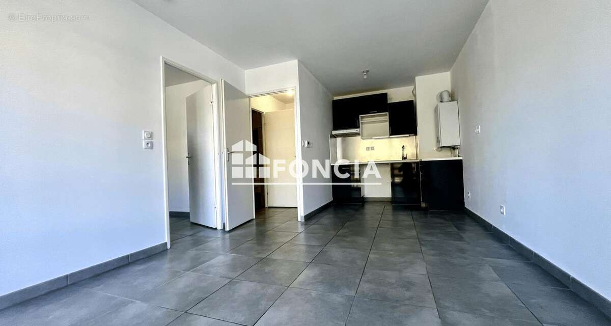 Appartement à SAINT-CYR-SUR-MER