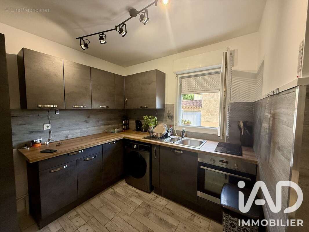 Maison 64 m² à Loriol-Du-Comtat  - photo 8
